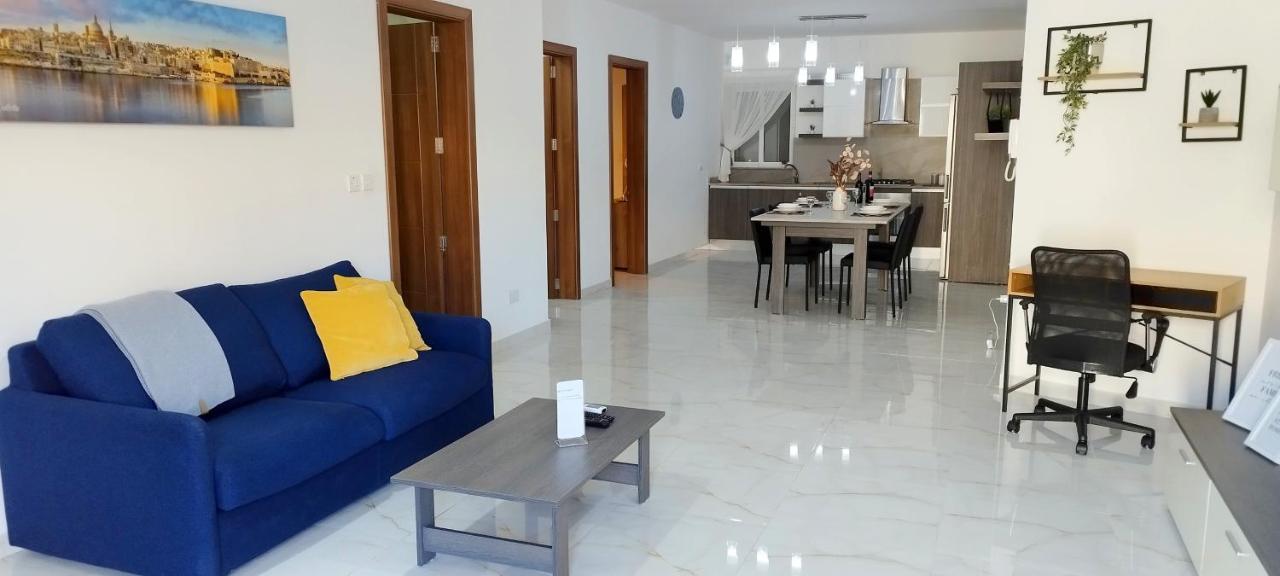 Large And Modern Apartment In The Centre Of Malta 莫斯塔 外观 照片