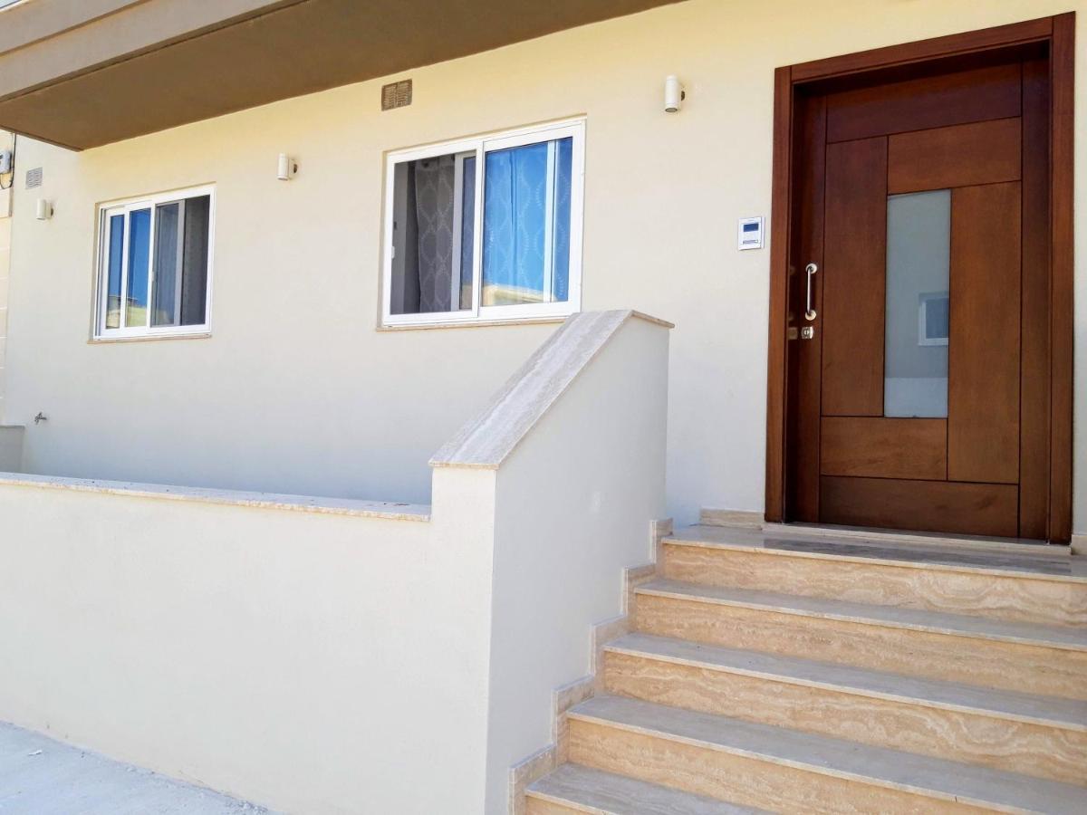 Large And Modern Apartment In The Centre Of Malta 莫斯塔 外观 照片
