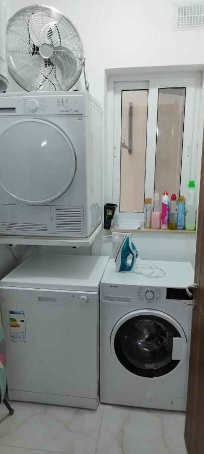 Large And Modern Apartment In The Centre Of Malta 莫斯塔 外观 照片